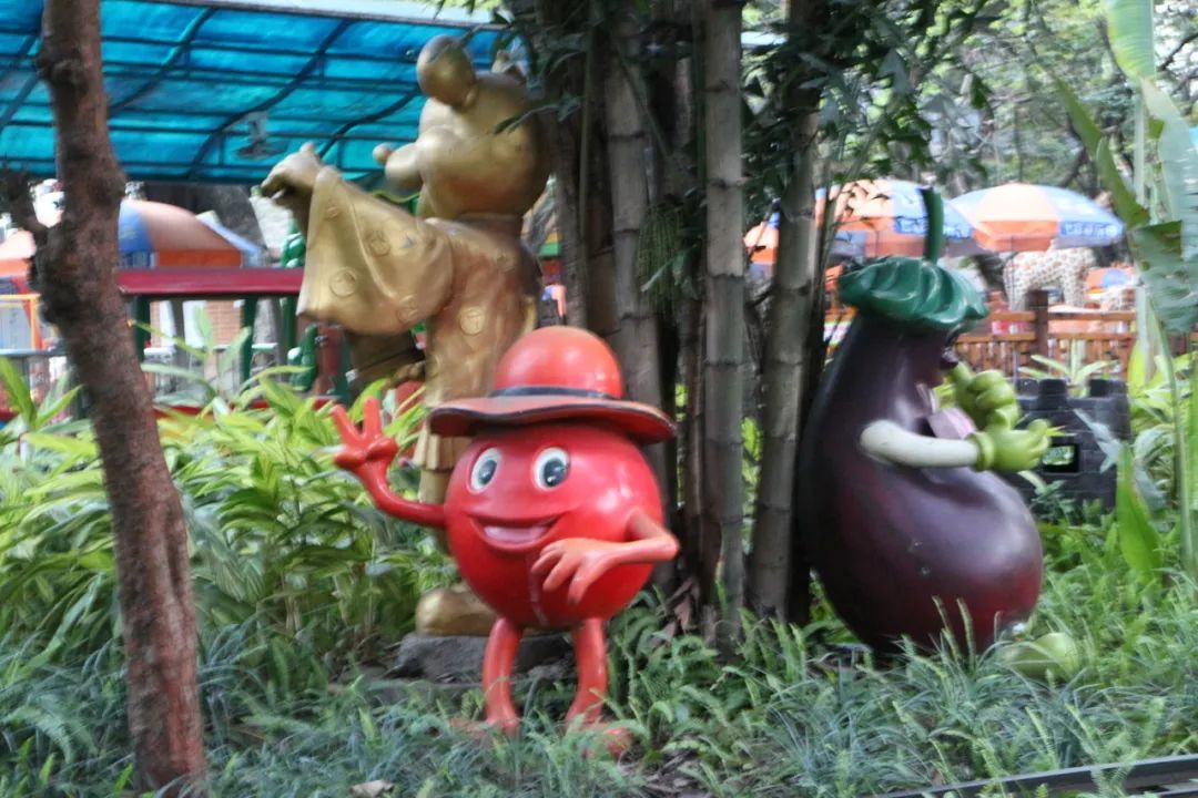 DƬ